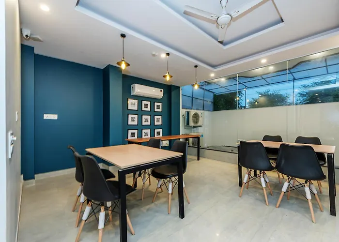 Hotel O Earth Villa Near Bestech Central Square Mall Gurgaon